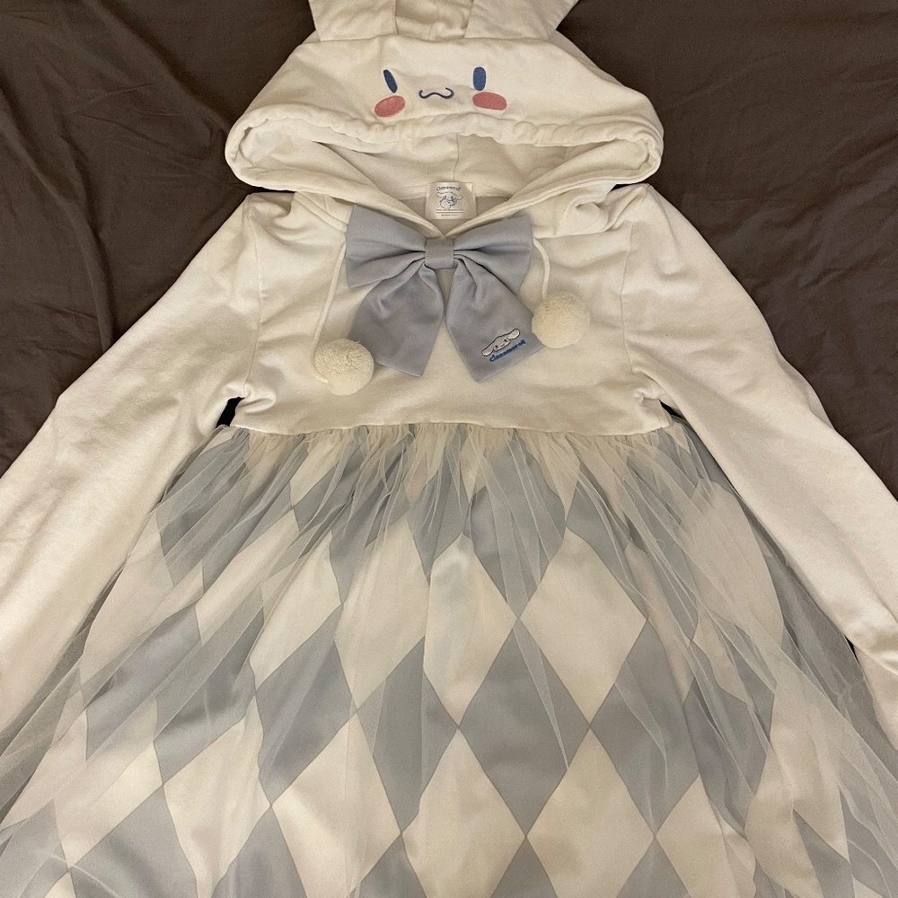 Clearance *** Confession Balloon x Sanrio Cinnamoroll dress shirt